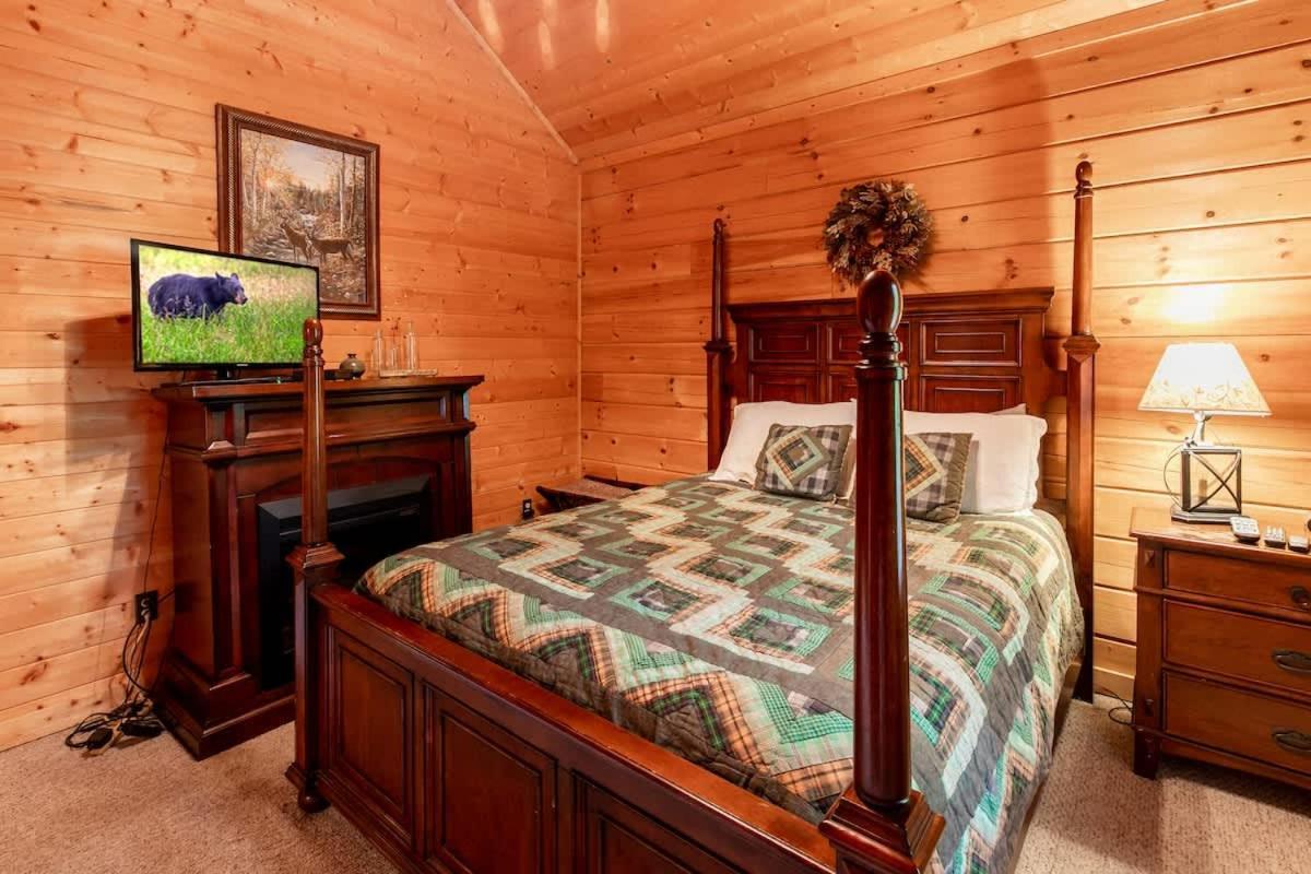 Nice View Fireplace, Hot Tub, Porch Bed, Private Sevierville Eksteriør bilde