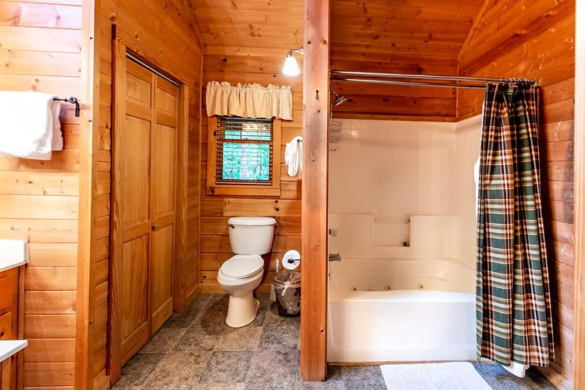 Nice View Fireplace, Hot Tub, Porch Bed, Private Sevierville Eksteriør bilde