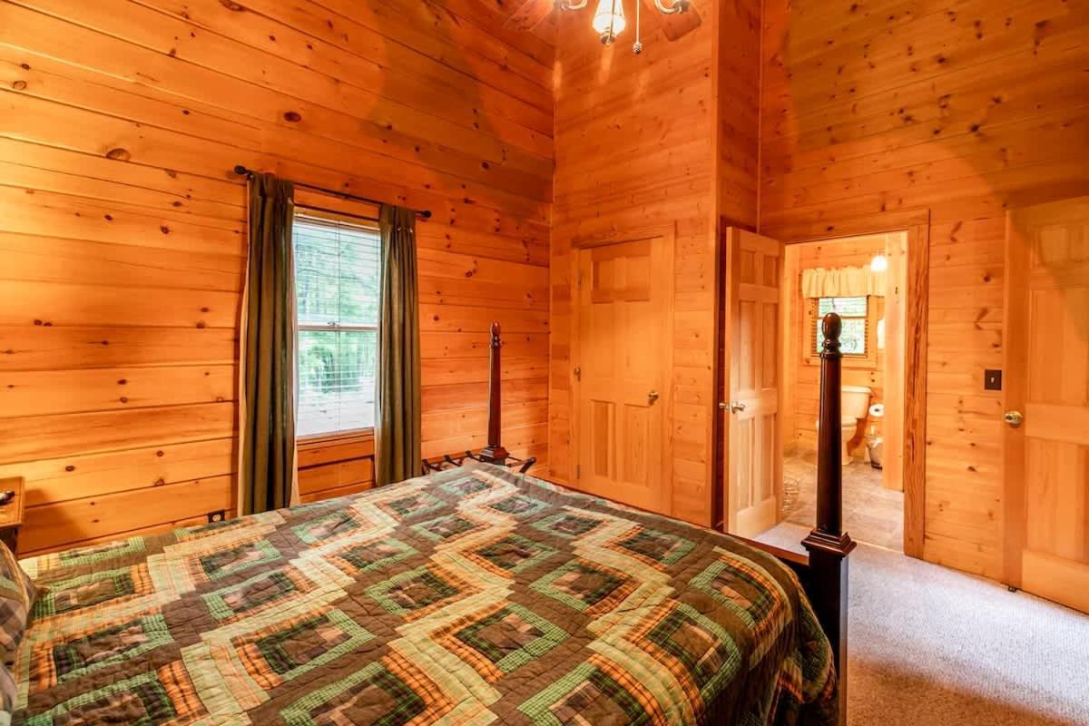 Nice View Fireplace, Hot Tub, Porch Bed, Private Sevierville Eksteriør bilde