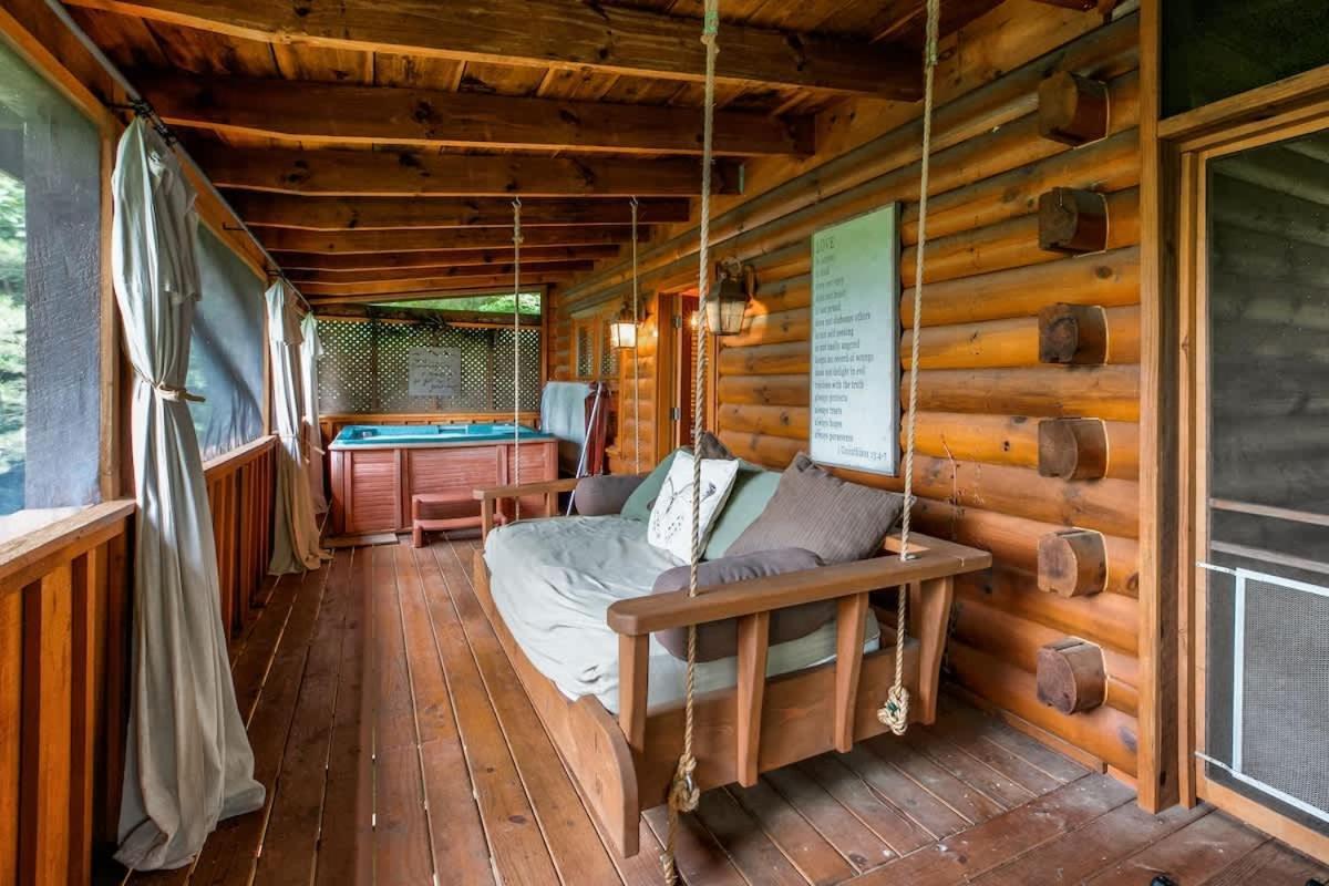 Nice View Fireplace, Hot Tub, Porch Bed, Private Sevierville Eksteriør bilde
